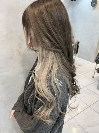 カラー SALOWIN栄 高須大貴のヘアスタイル