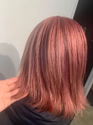 ミディアム Lilly 中谷友里のヘアスタイル