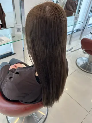 ロング カラー 石塚 光流のヘアスタイル