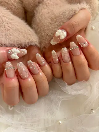 ネイル ✨絶対に褒められる 店長"Momonaのネイルデザイン