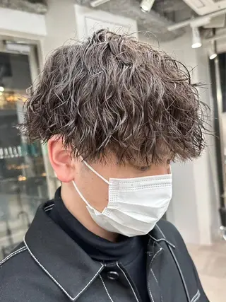 ミディアム パーマ メンズ 天神大名メンズパーマ メンズショートのヘアスタイル