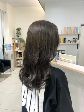 セミロング 秋山 智香のヘアスタイル