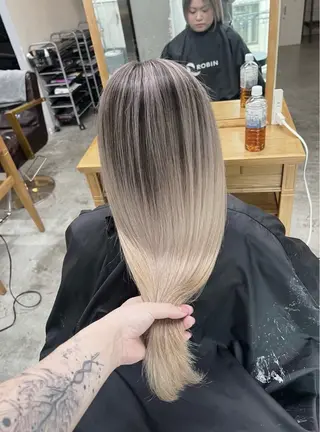 セミロング カラー ROBIN所属・指名数No.1 /NAOYAのヘアスタイル