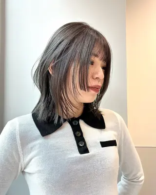 ショート カラー パーマ ヘアアレンジ メンズ 切りっぱなしヘアボブ ミディアムヘアRYOのヘアスタイル