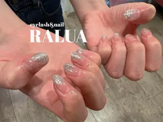 ネイル RALUA shiori🐰のネイルデザイン