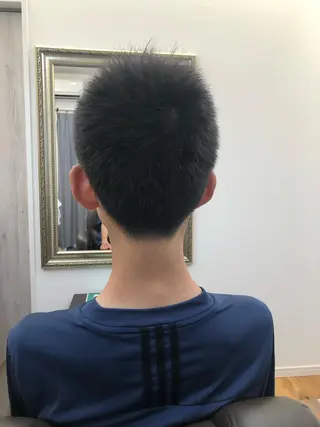 メンズ ツノガイ エリのヘアスタイル