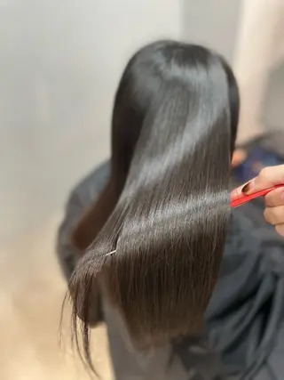 セミロング 山田彼門❄️美髪矯正 /ハーツエキスパートのヘアスタイル