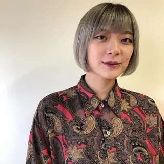 ショート ウルフ/レイヤー/ ベージュ/山宮 大樹のヘアスタイル