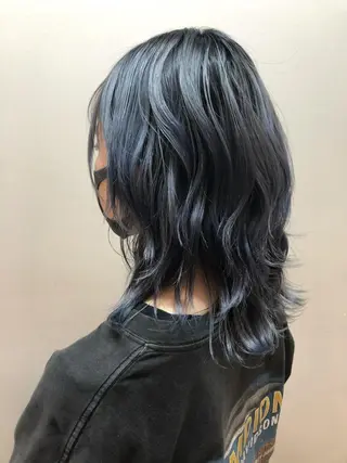 セミロング カラー レイヤーカット 特化型シオンのヘアスタイル
