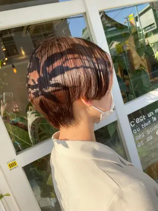 ショート カラー ヘアアレンジ 鴫原 亜弥のヘアスタイル