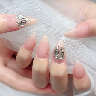 ネイル 心斎橋Salon Epokkuのネイルデザイン