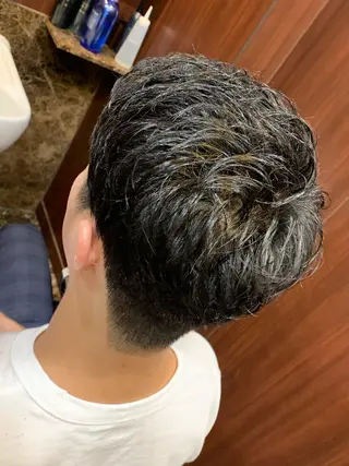 ショート メンズ 羽木 隆徒のヘアスタイル