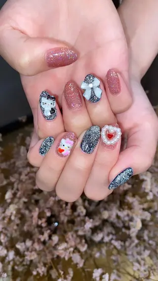 ネイル crystal ⭐︎ colorのネイルデザイン