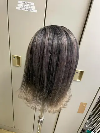 カラー 坂野 結子のヘアスタイル