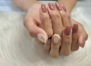 ネイル 二階堂 晴菜のネイルデザイン