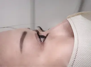 マツエク・マツパ 𝐞𝐲𝐞𝐥𝐚𝐬𝐡 𝐬𝐭𝐮𝐝𝐢𝐨 𝐀𝐚所属・仙台/大町/まつげ Aa🌸AKARIのマツエク・マツパデザイン