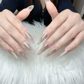 ネイル T.Lee Nail Lilyのネイルデザイン