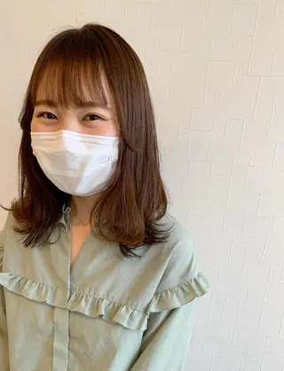 ミディアム ナガサカ サチのヘアスタイル