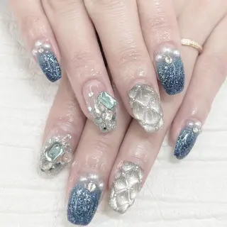 ネイル Nail salon Honey Beeのネイルデザイン