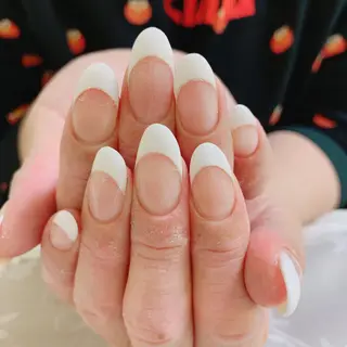 ミディアム .. momoko🕊のネイルデザイン