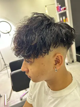 ショート カラー パーマ ヘアアレンジ メンズ 🔥メンズパーマ 特化 渡辺一翔のヘアスタイル
