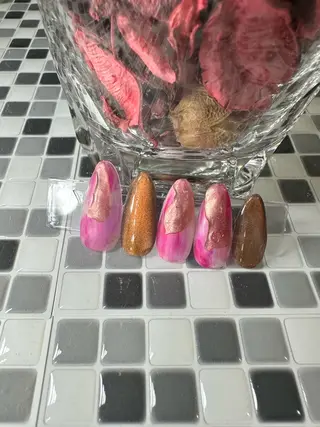 ネイル 新山 聖のネイルデザイン