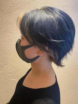 ショート カラー 艶カラー　宮﨑 蒼のヘアスタイル