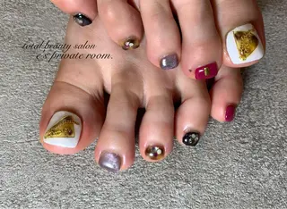 ネイル LAVISH nail salonのネイルデザイン