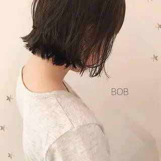 ミディアム 市川 千夏のヘアスタイル