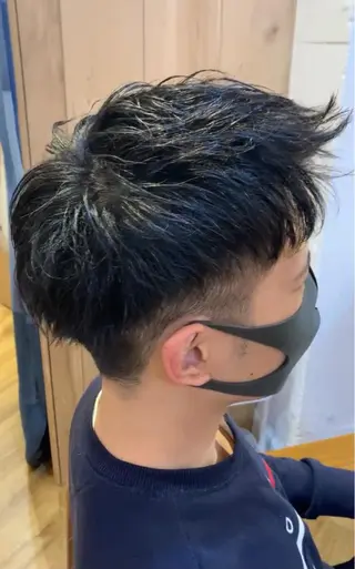 ショート 二狼  （じろう）のヘアスタイル