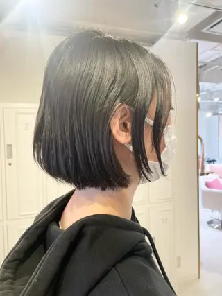 ショート 和田 真依のヘアスタイル