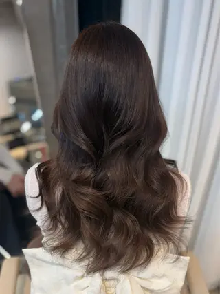 セミロング うる艶/透明感カラー 🐇🤍もものヘアスタイル