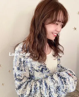 ロング カラー 市川 千夏のヘアスタイル