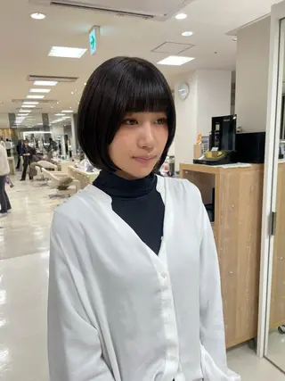 ミディアム シャドウパーマ／骨格 矯正カット　トモキのヘアスタイル