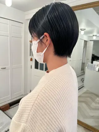 ショート ブリーチカラー🎀 韓国風/寺門美優のヘアスタイル