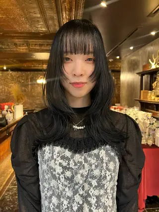 セミロング haco＋所属・圧倒的デザイン力 店長🎨RENAのヘアスタイル