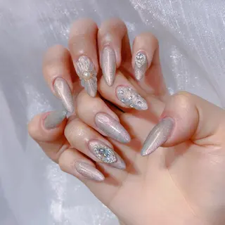 ネイル Queens マオのネイルデザイン