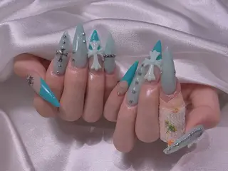 ネイル 長さ出し専門店 RIRIのネイルデザイン