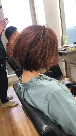 ショート ウルフ/デザイン/ 大阪/タカハシユウキのヘアスタイル