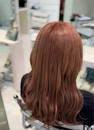 セミロング カラー スパイキーショート／ パーマ平松秀門のヘアスタイル