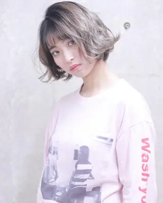 ミディアム カラー 及川 光のヘアスタイル