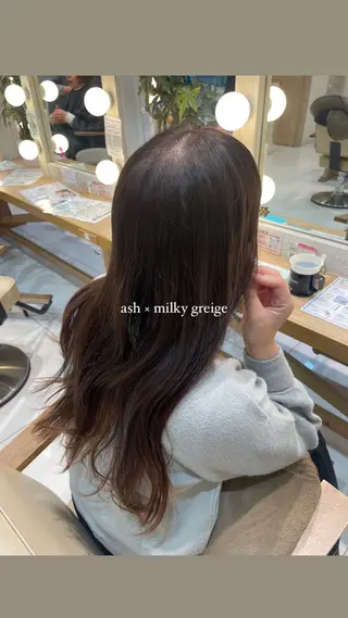 ロング カラー ヘアアレンジ ブリーチなしカラー/ 暖色カラー/艶カラーのヘアスタイル
