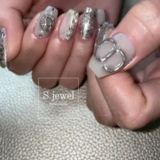 ネイル S. JEWELのネイルデザイン