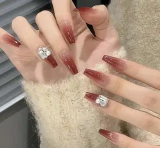 ネイル VIVIAN エイのネイルデザイン