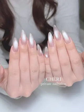 ネイル CHÉRI .のネイルデザイン