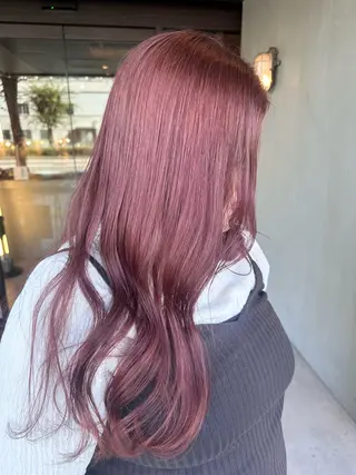 ロング カラー ピンクカラー/ mana🎀のヘアスタイル
