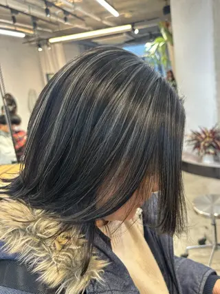 ミディアム 野原 ひかるのヘアスタイル