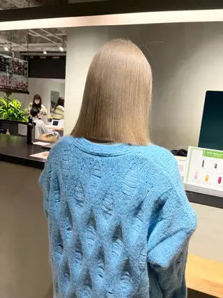 ミディアム Nikiita/ shionのヘアスタイル