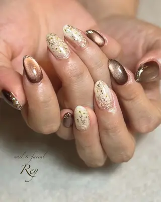 ネイル R eyのネイルデザイン