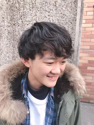 ショート カラー パーマ ヘアアレンジ メンズ ちこ .のヘアスタイル